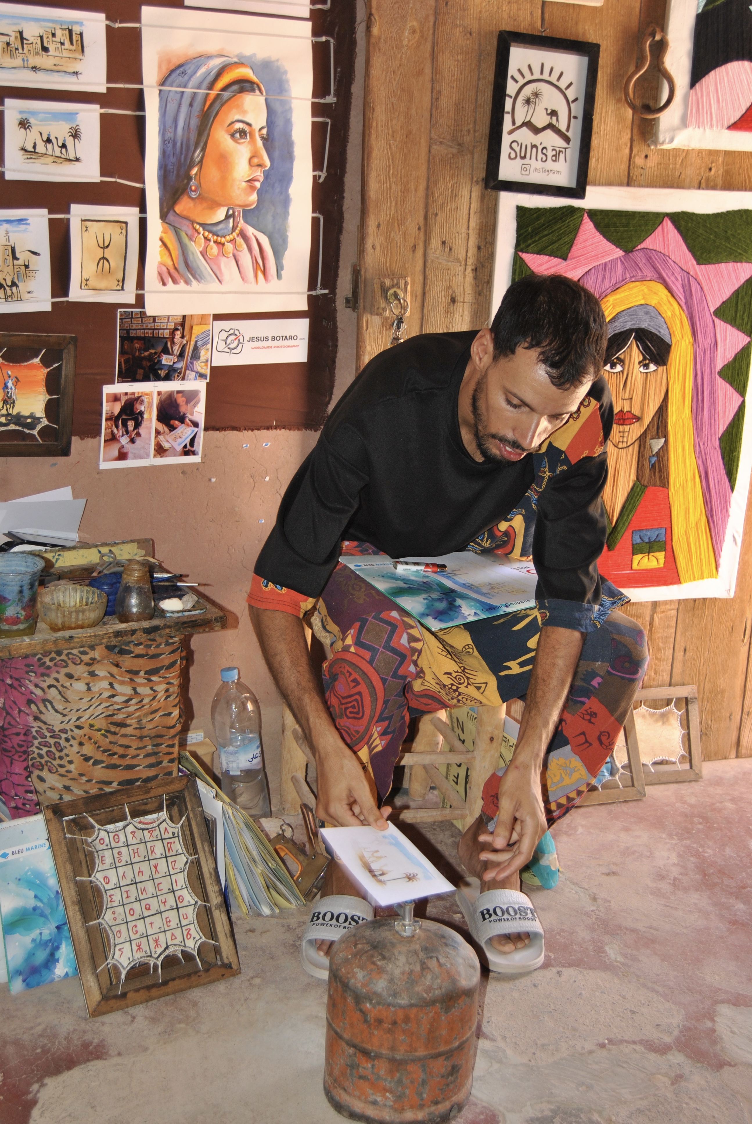 Hombre pintando